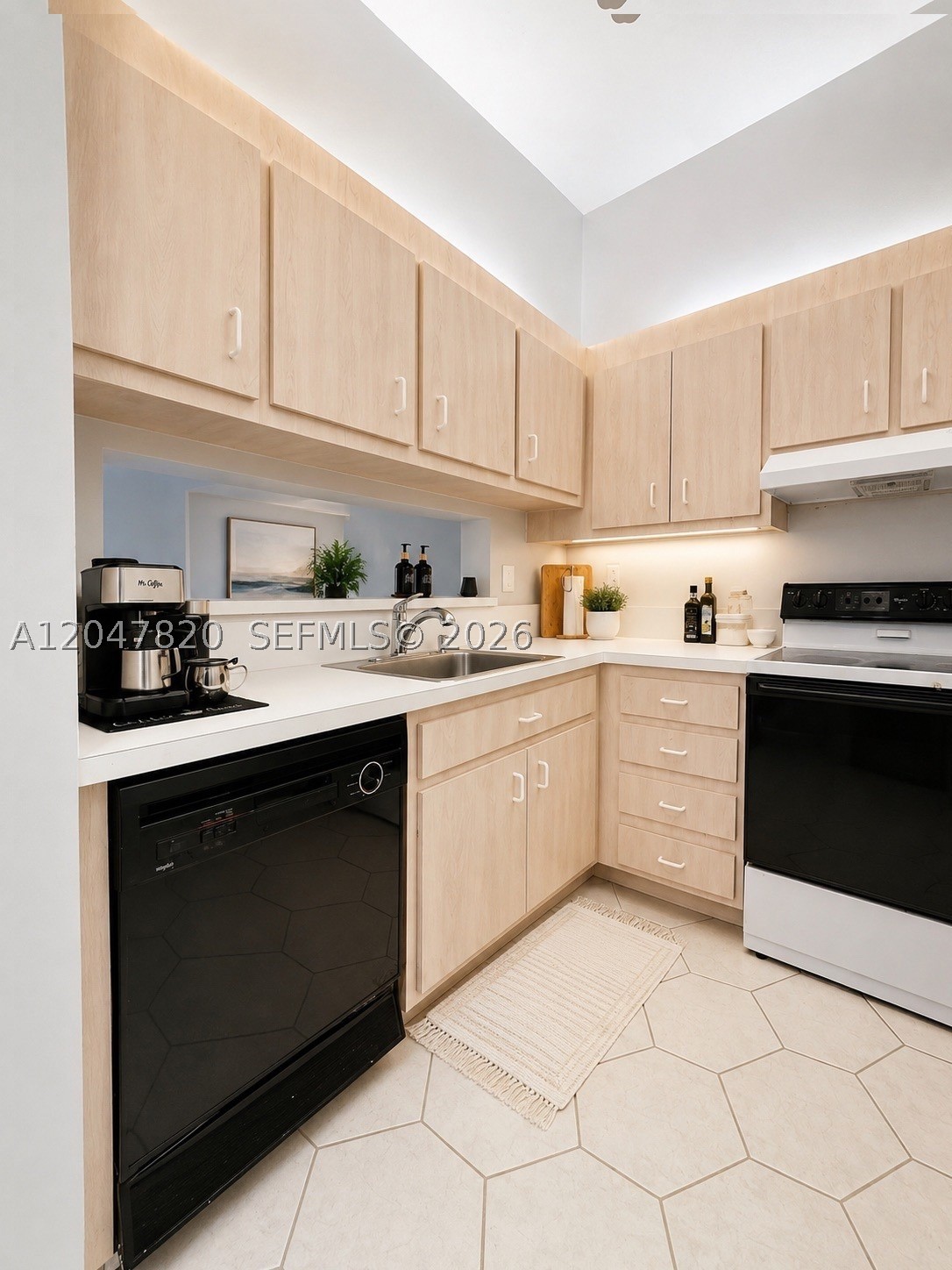 301 N Pine Island Rd 220
