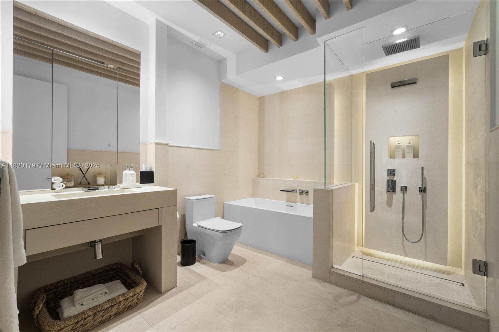 2399 COLLINS AVENUE - Residential Lease