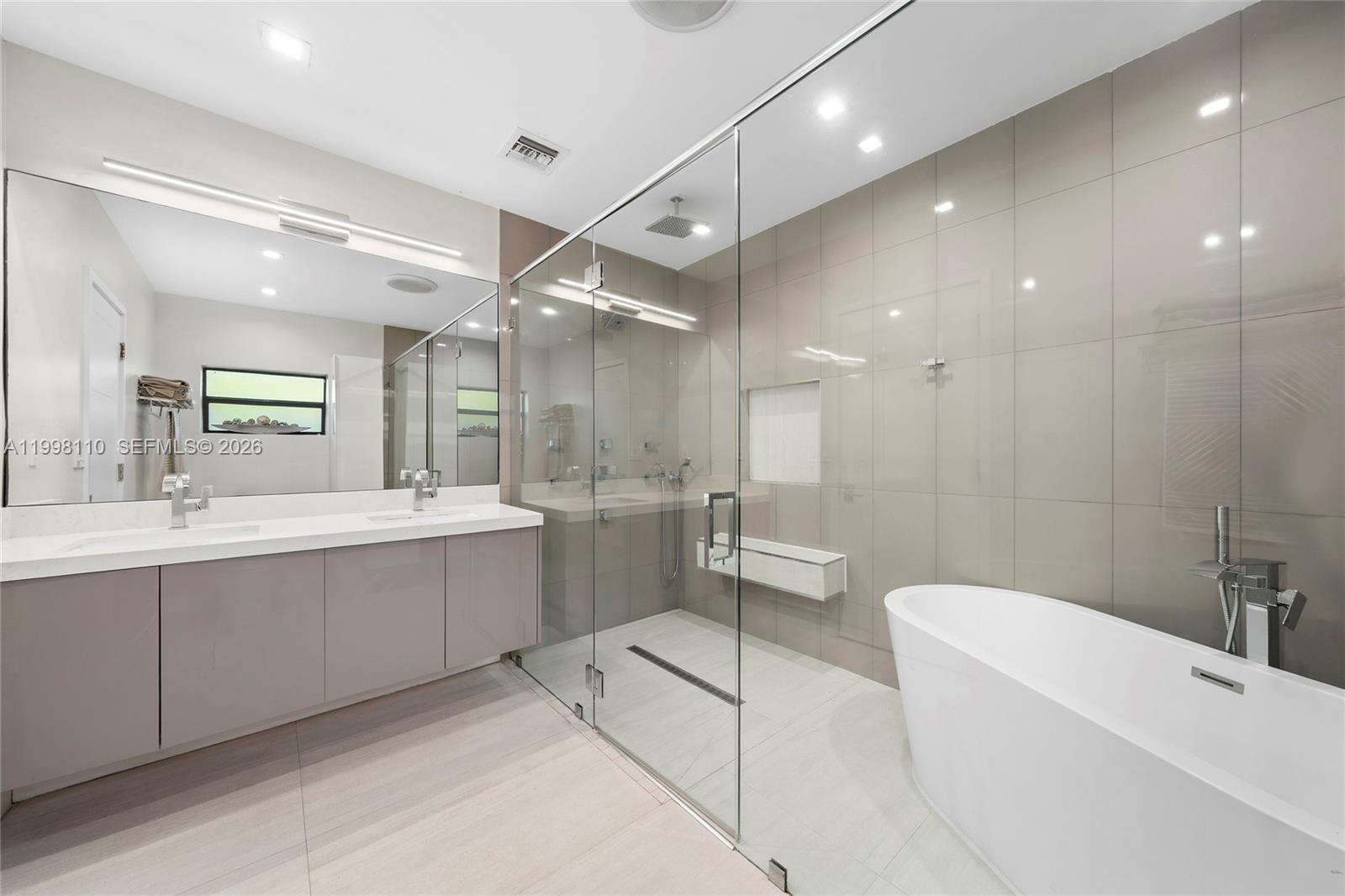 AMD PLAT OF SUNSET LAKE S - Residential