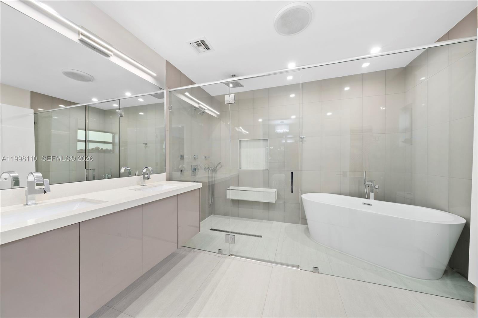 AMD PLAT OF SUNSET LAKE S - Residential