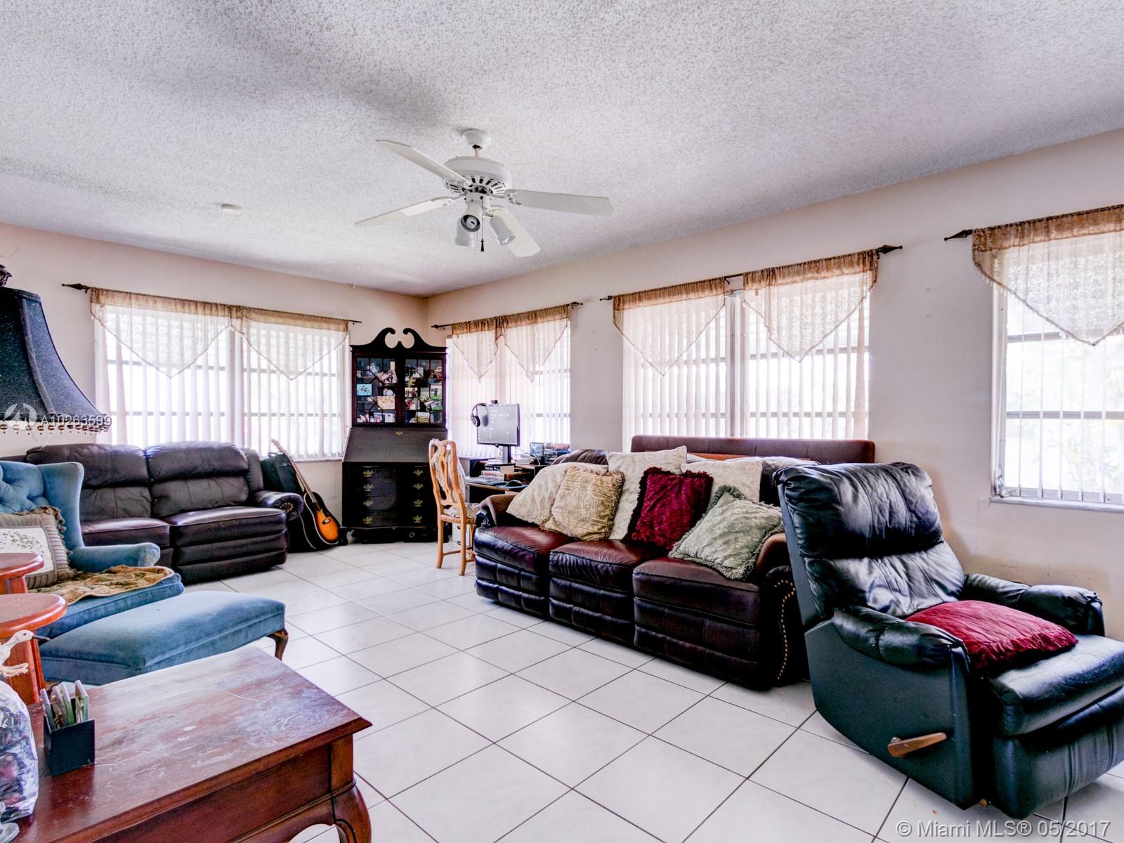 MAINLANDS OF TAMARAC LAKE - Residential