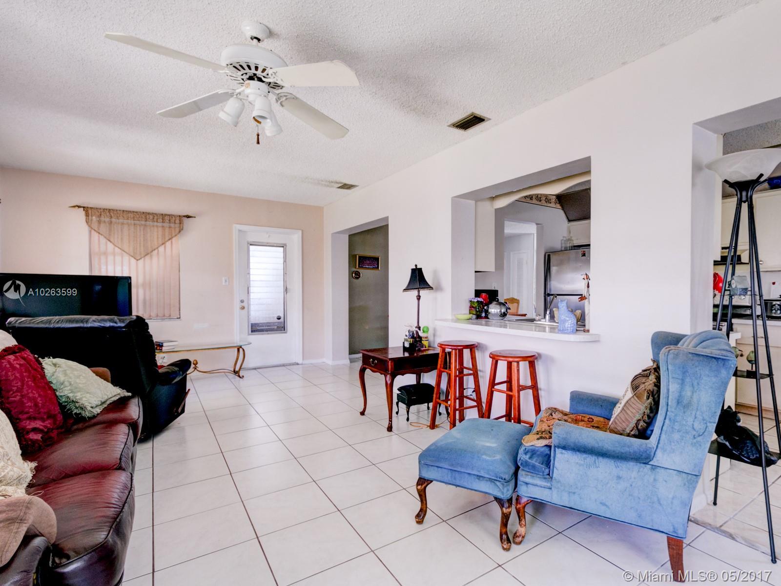 MAINLANDS OF TAMARAC LAKE - Residential