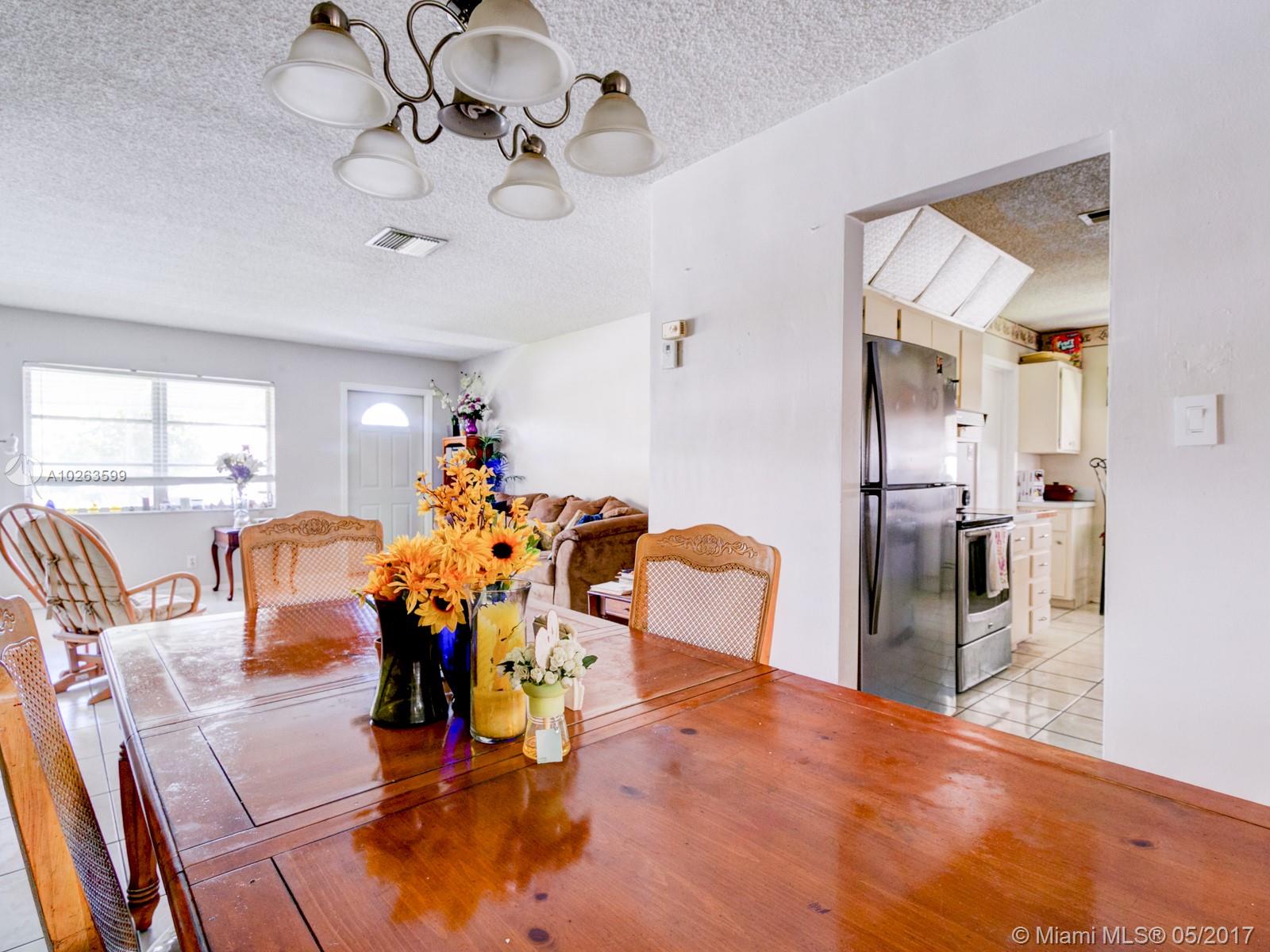 MAINLANDS OF TAMARAC LAKE - Residential