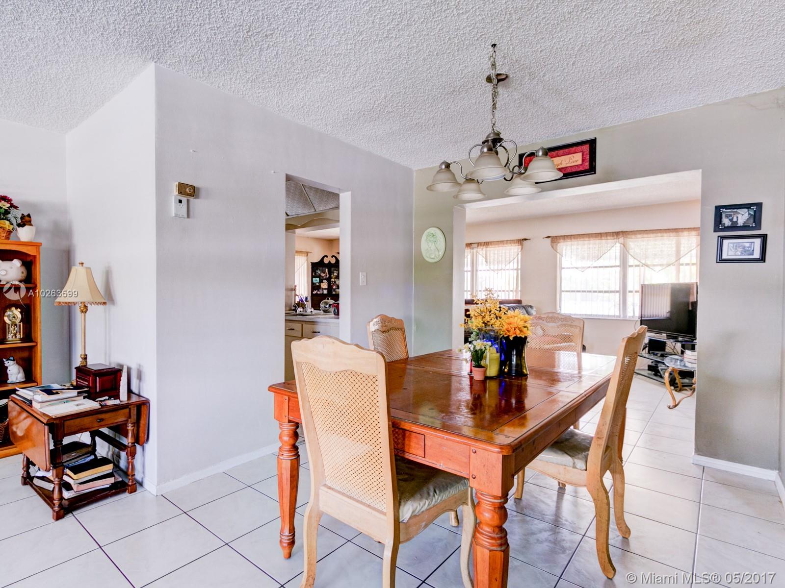 MAINLANDS OF TAMARAC LAKE - Residential