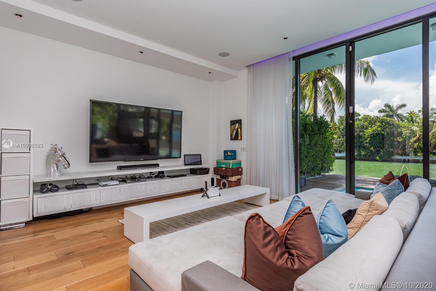 MID GOLF EXTENSION SUB - Residential