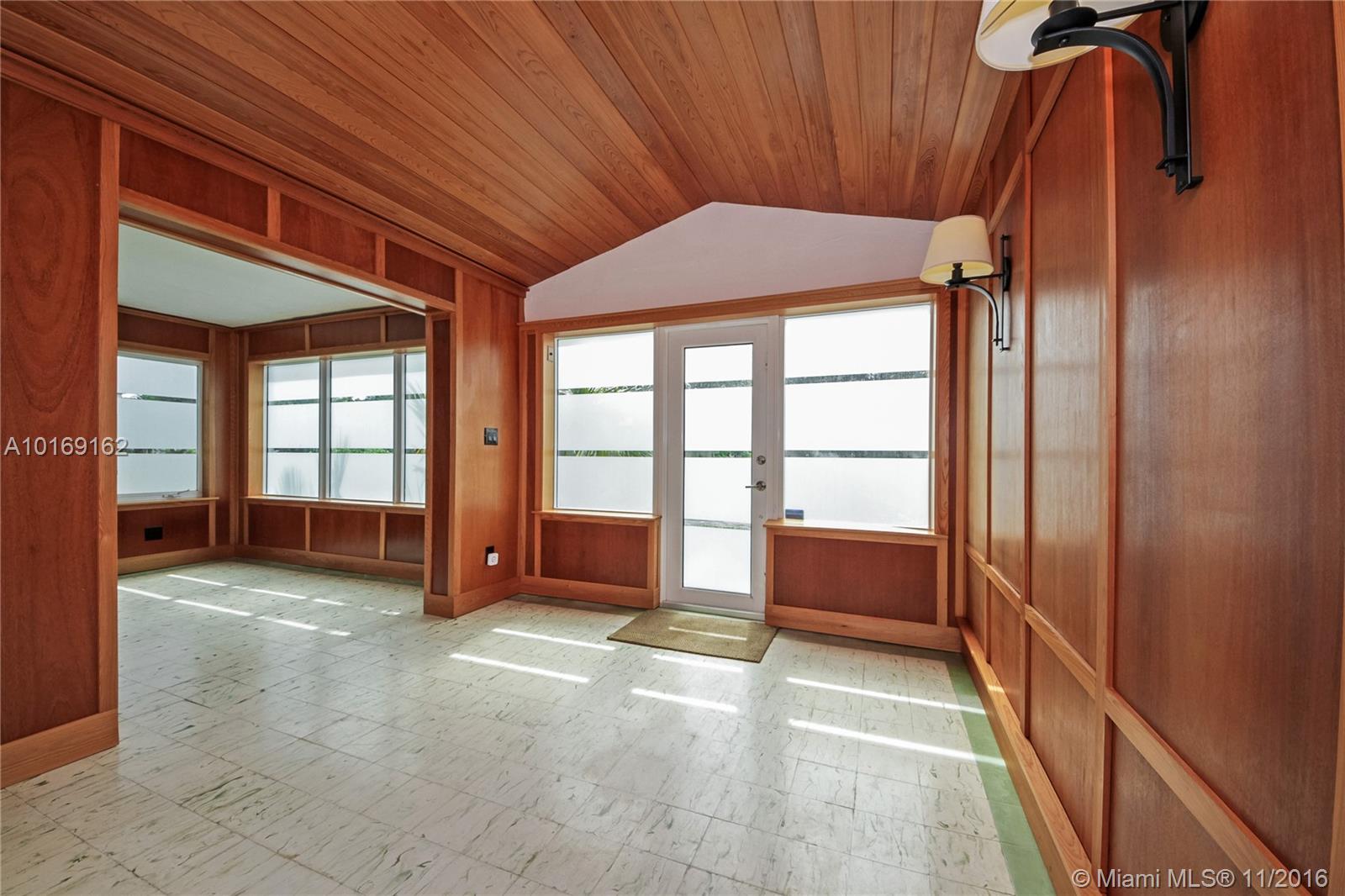 North Shore Crest - Residential