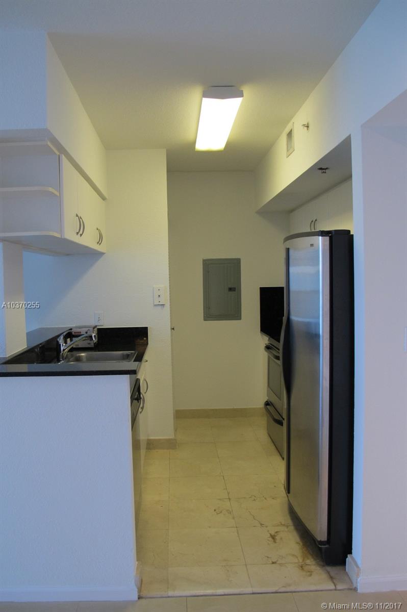 BAYVIEW CONDO AT NORTH BA - Residential Lease