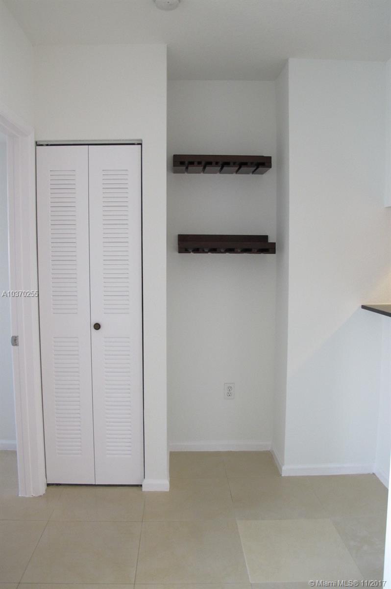 BAYVIEW CONDO AT NORTH BA - Residential Lease