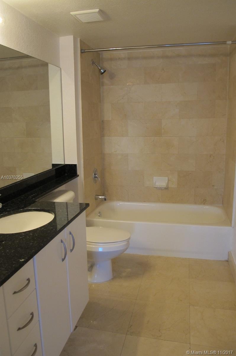 BAYVIEW CONDO AT NORTH BA - Residential Lease