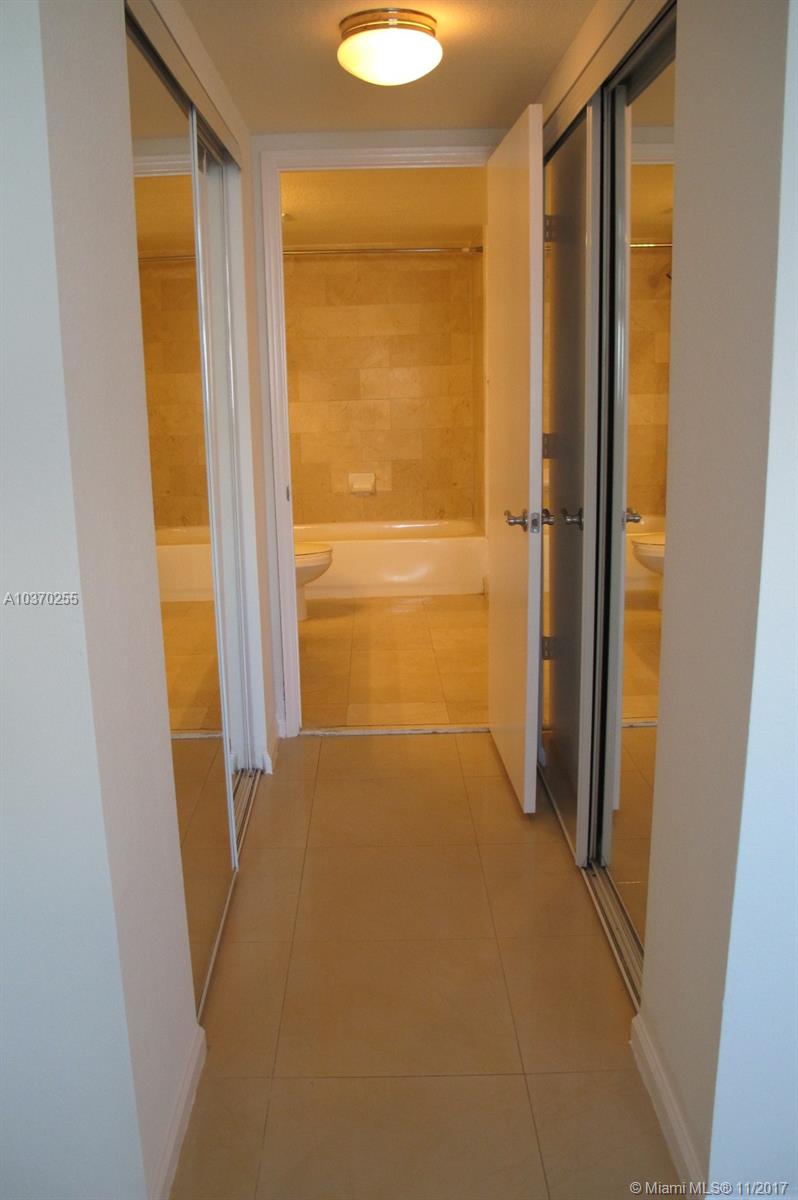 BAYVIEW CONDO AT NORTH BA - Residential Lease