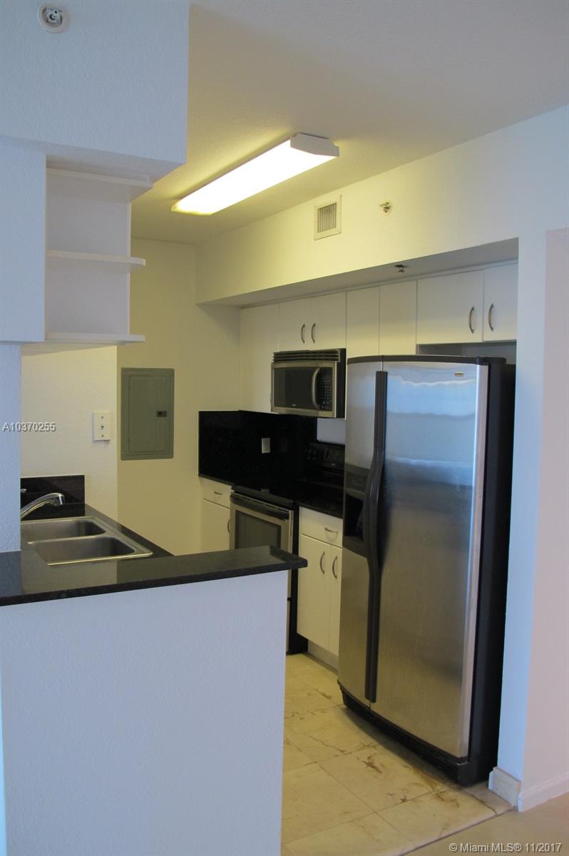 BAYVIEW CONDO AT NORTH BA - Residential Lease