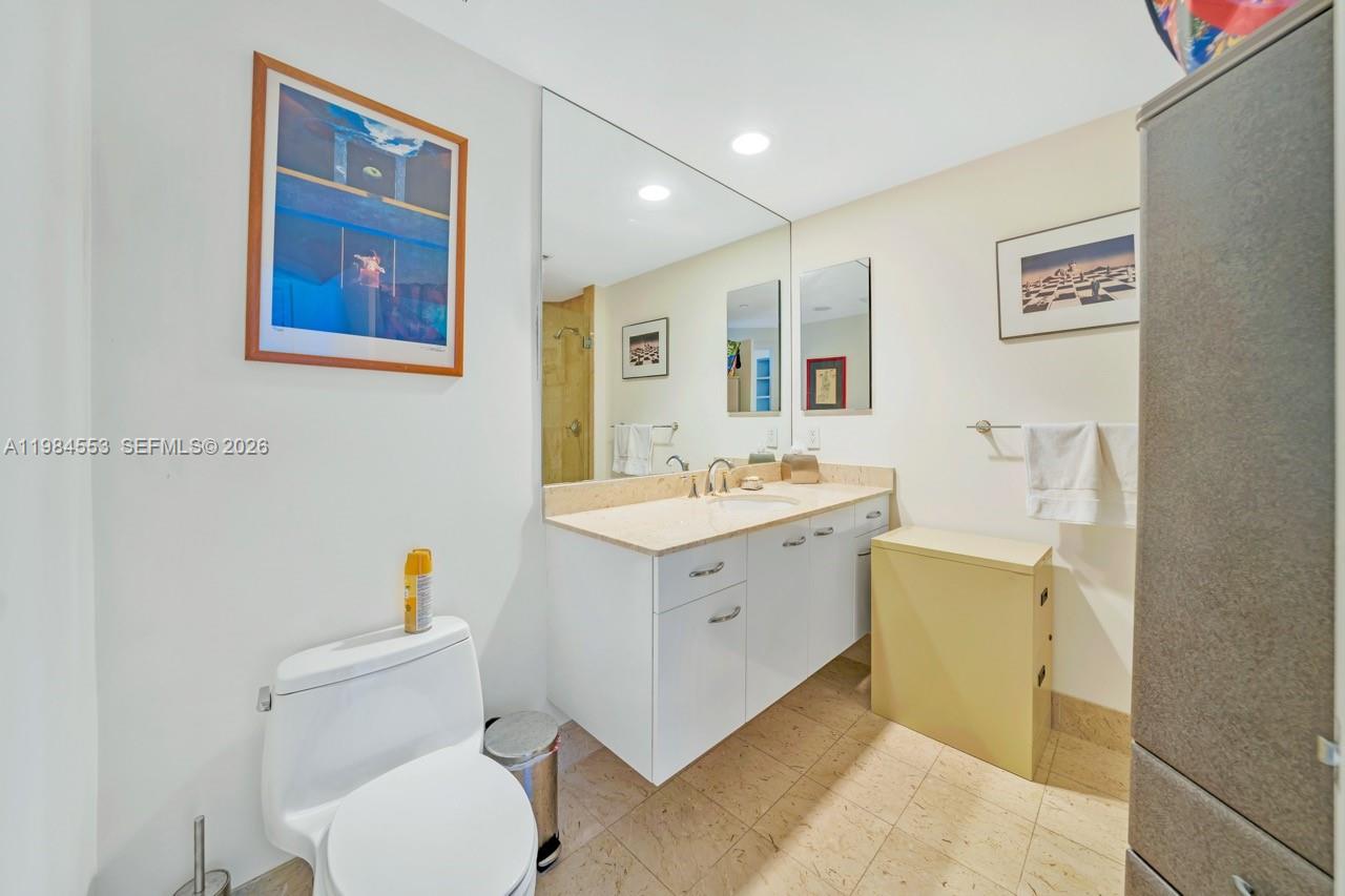 ATLANTIC I AT THE POINT C - Residential