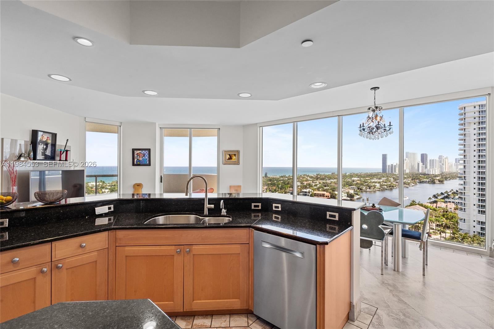 ATLANTIC I AT THE POINT C - Residential