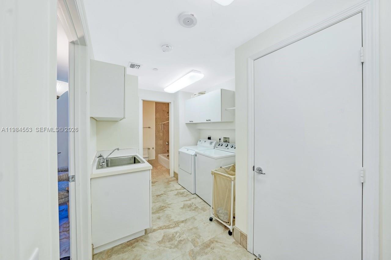 ATLANTIC I AT THE POINT C - Residential