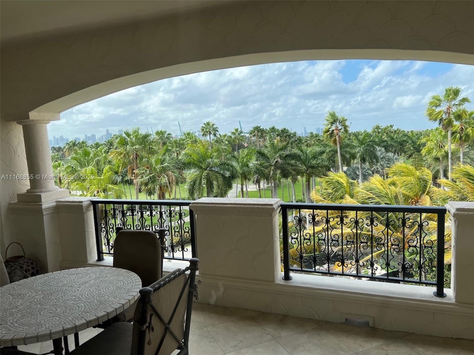 OCEANSIDE @ FISHER ISL CO - Residential