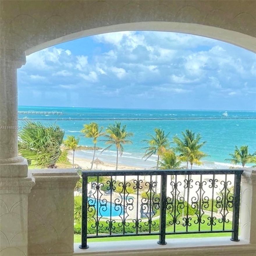 Oceanside Corner unit with 3 bedrooms, 3.5 baths with 3,140 sqft. Wrap terrace with high floor views of Oceanfront and downtown Miami skyline. Hurricane impact windows and sliding doors thru out.