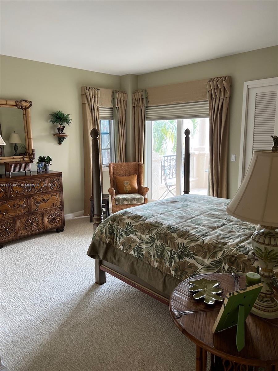 OCEANSIDE @ FISHER ISL CO - Residential