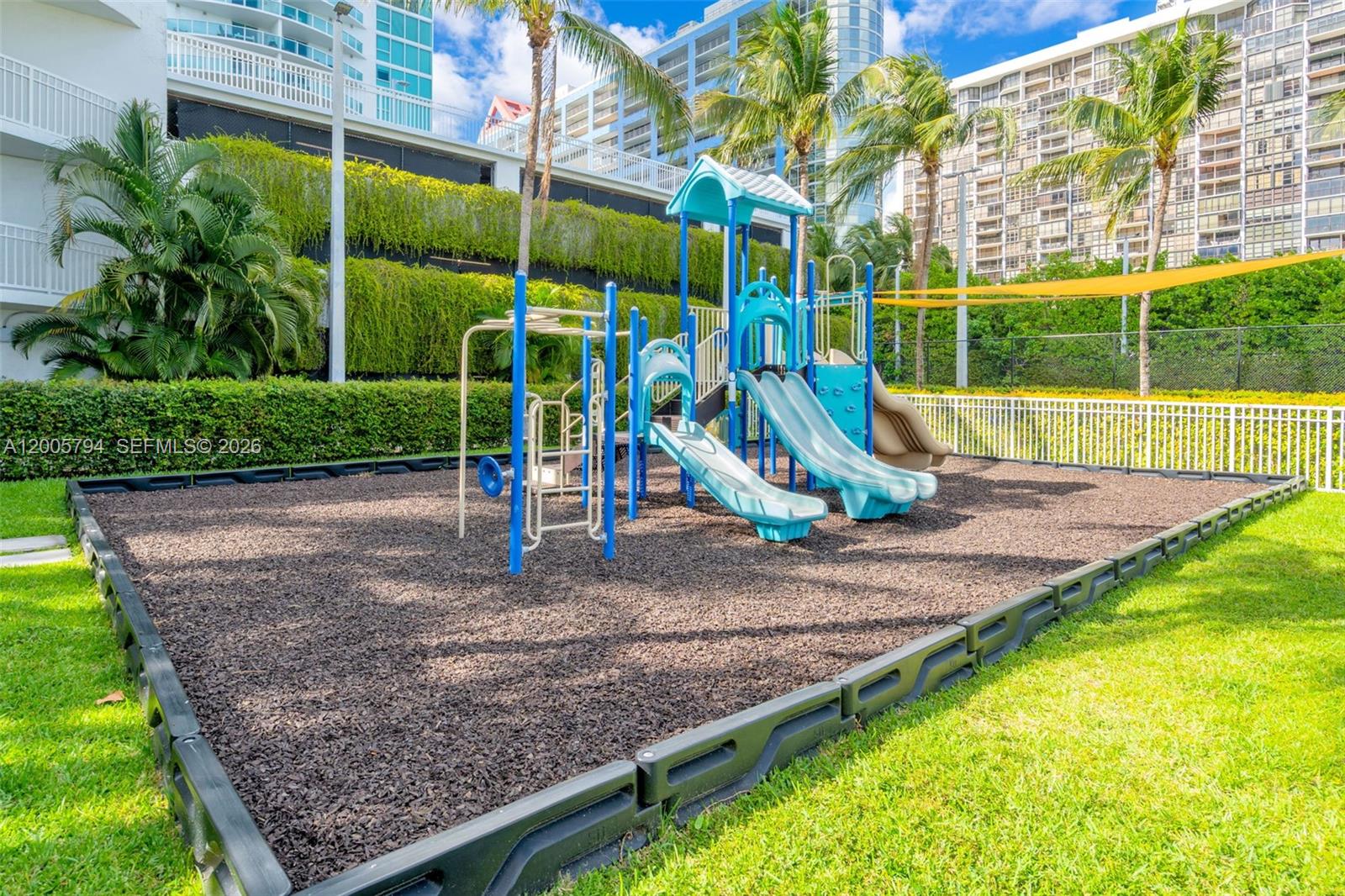 SKYLINE ON BRICKELL CONDO - Residential
