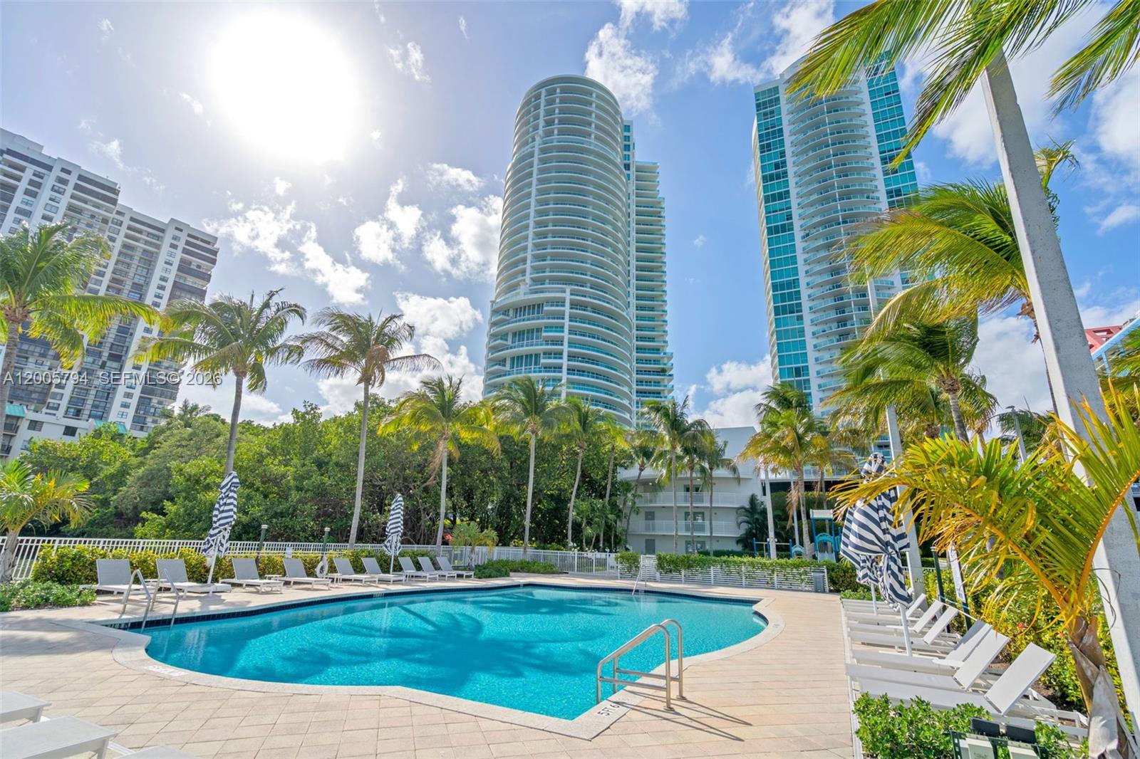 SKYLINE ON BRICKELL CONDO - Residential