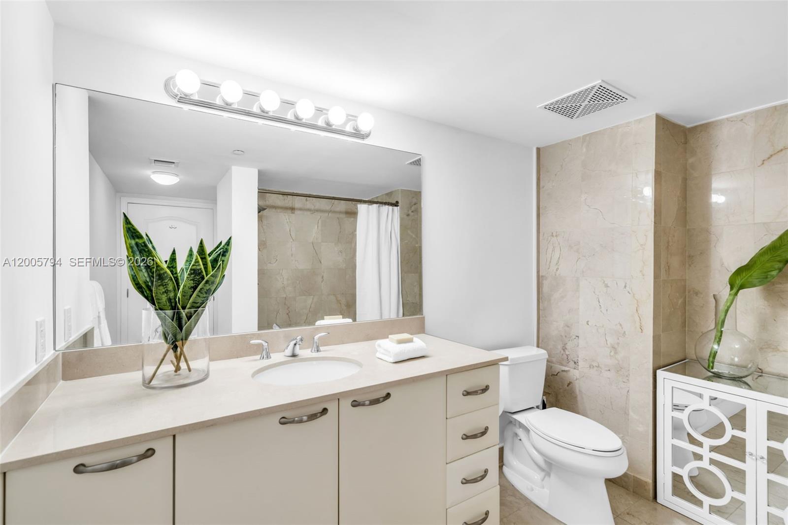 SKYLINE ON BRICKELL CONDO - Residential