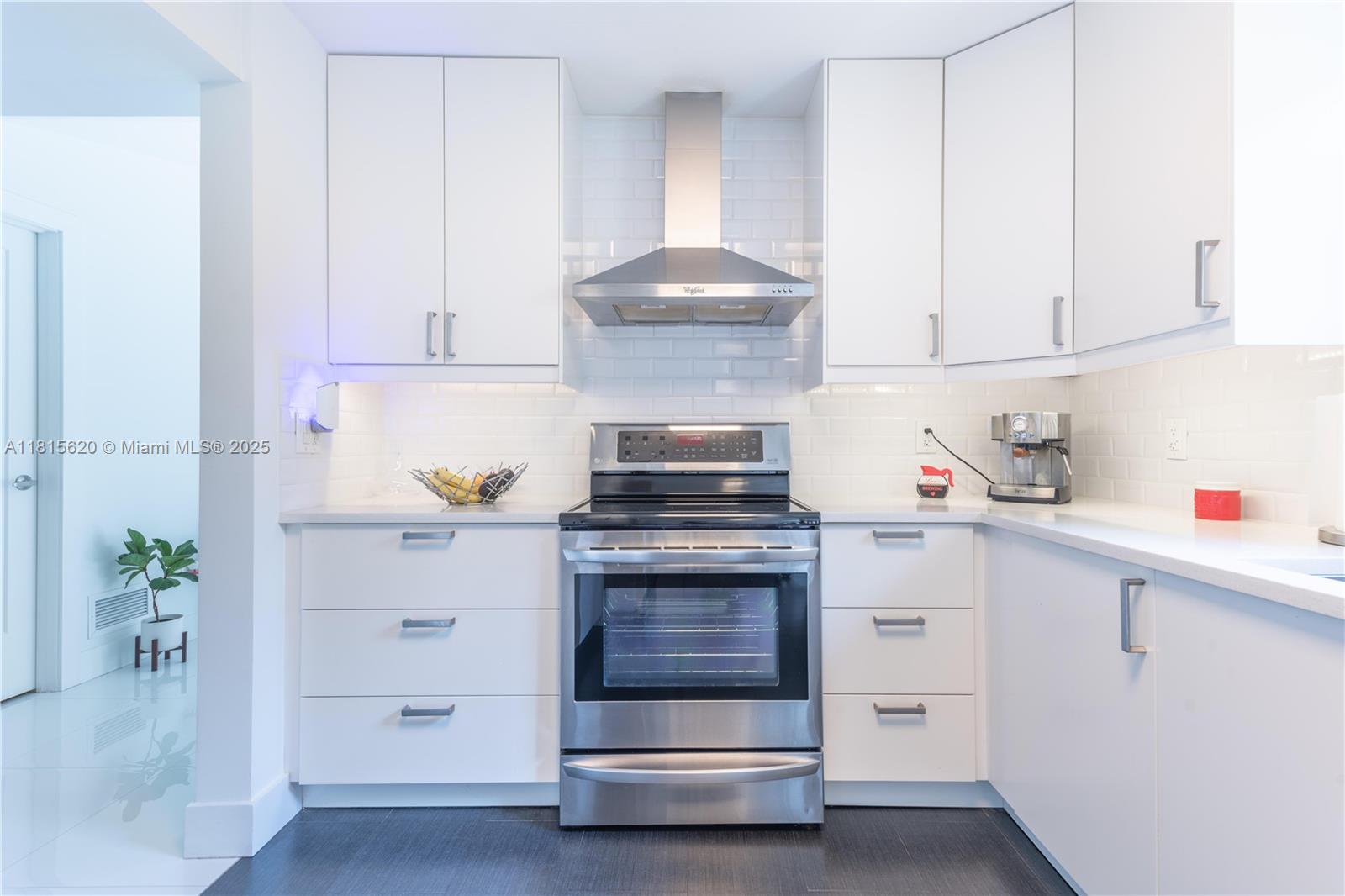 VILLAS OF BONAVENTURE AT - Residential