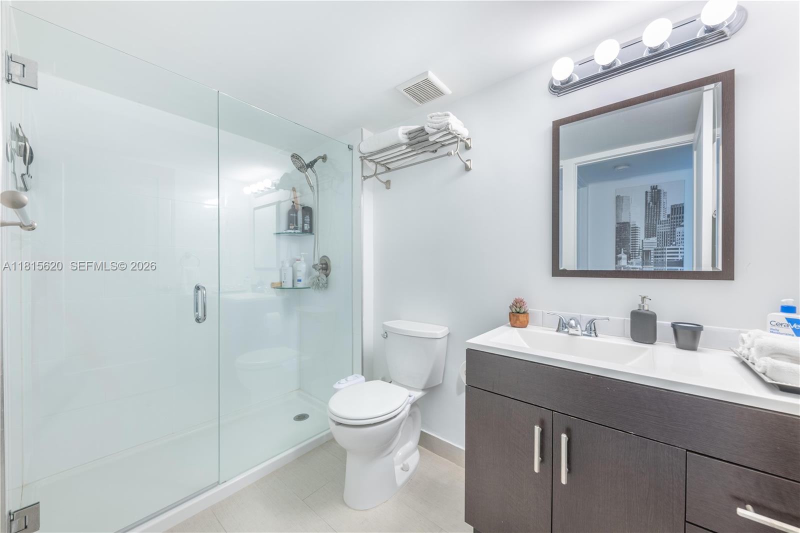 VILLAS OF BONAVENTURE AT - Residential