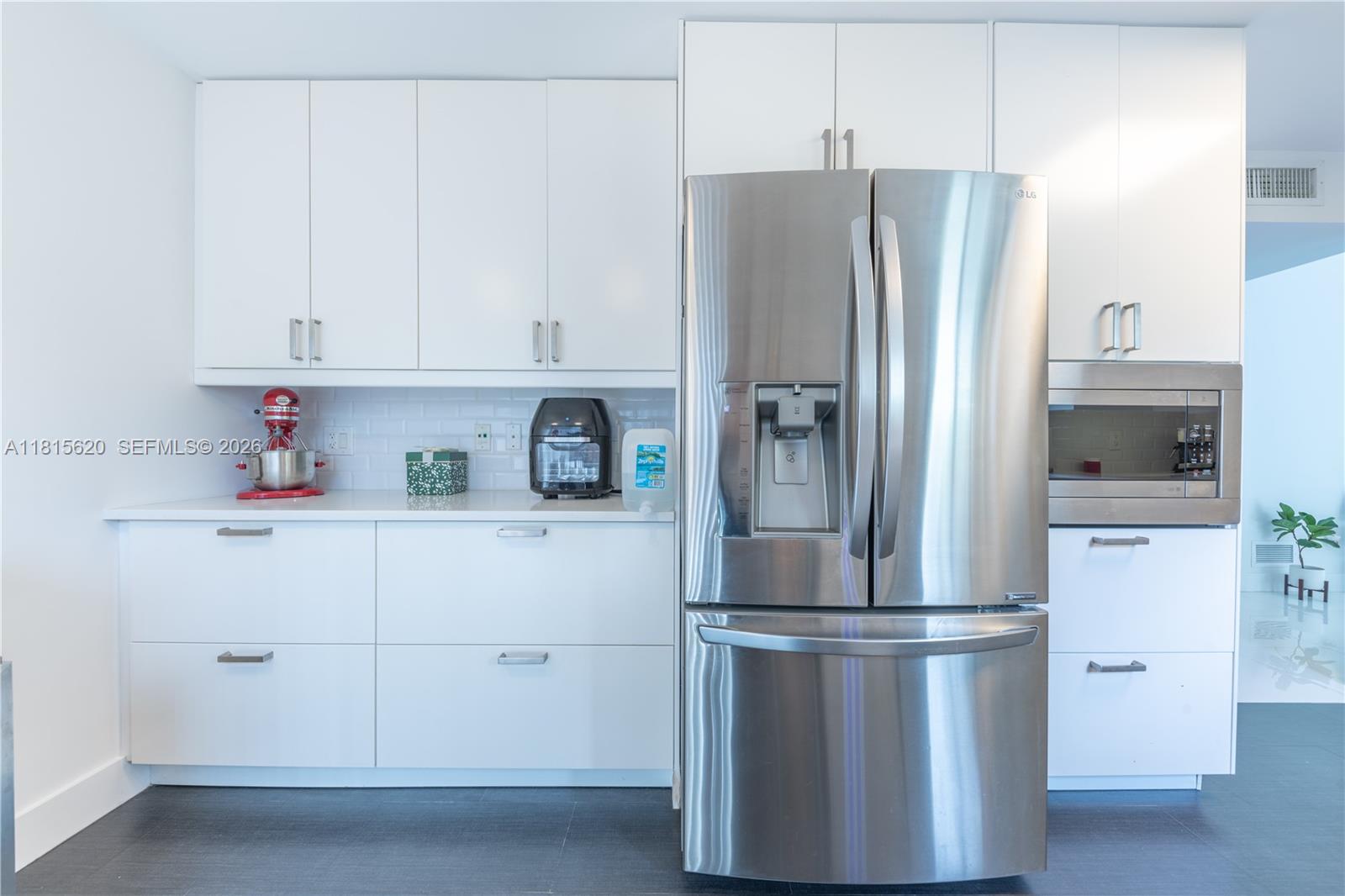 VILLAS OF BONAVENTURE AT - Residential