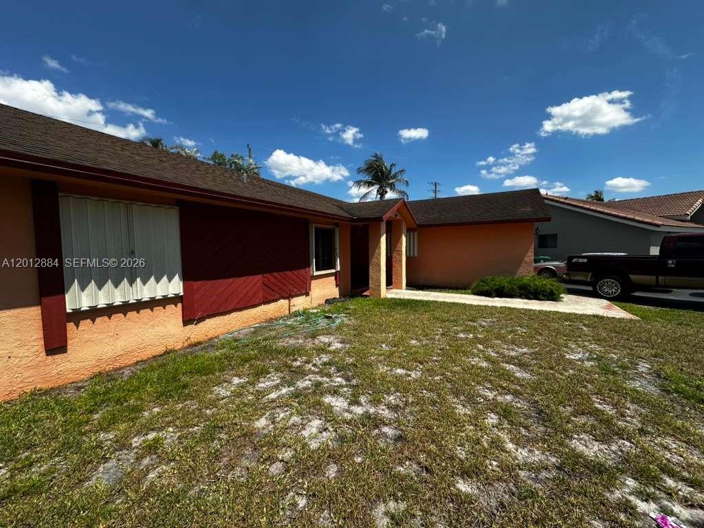 COUNTRY ADDRESS - Residential