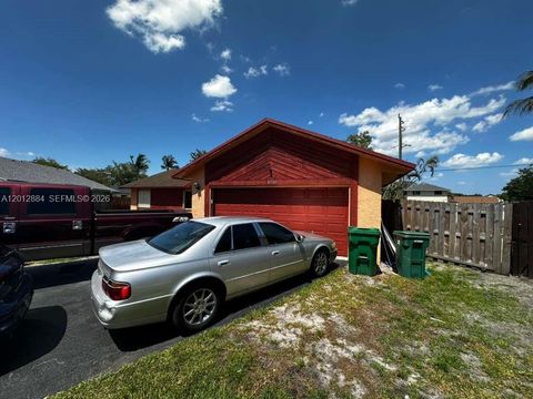 Photo of 8700 SW 56th Ct, Cooper City, FL 33328 (MLS # A12012884)