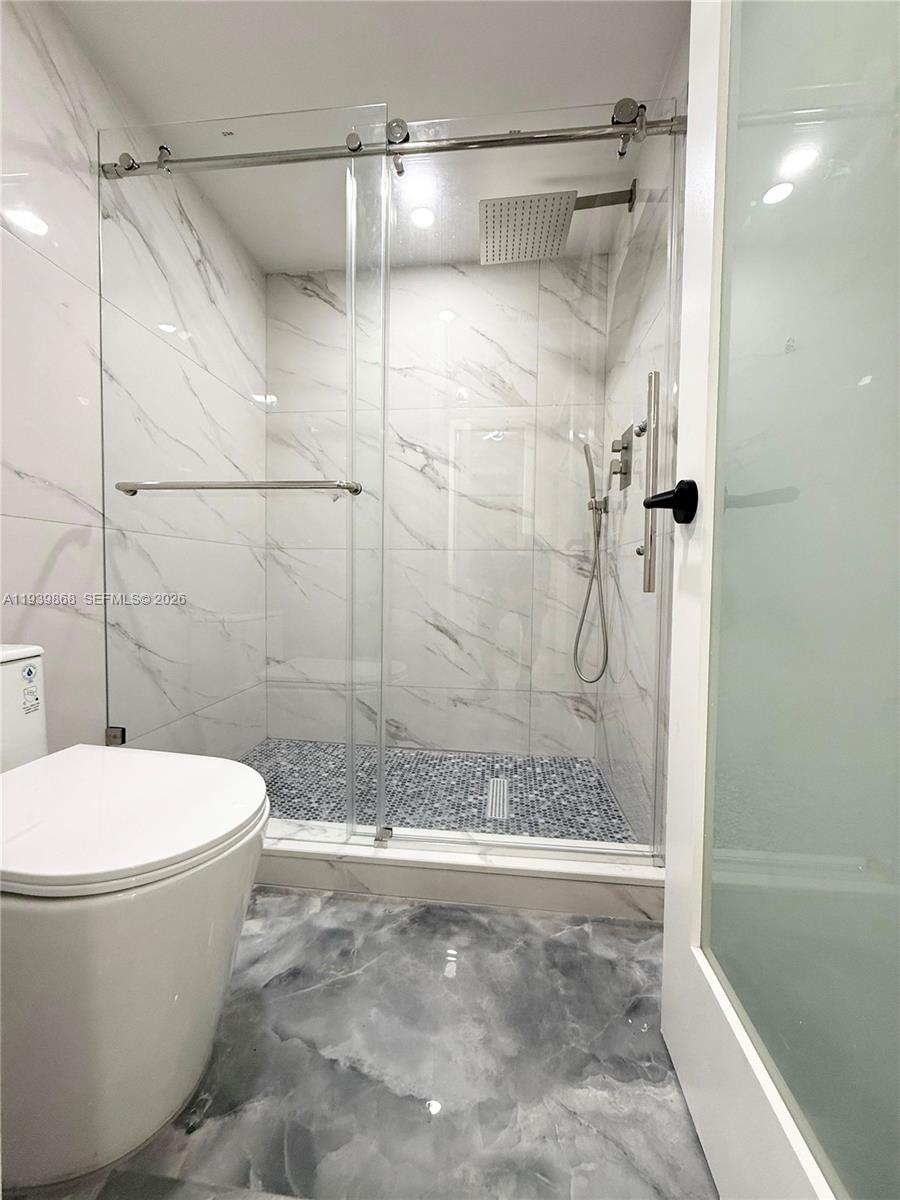 LAKES OF CARRIAGE HILLS - Residential