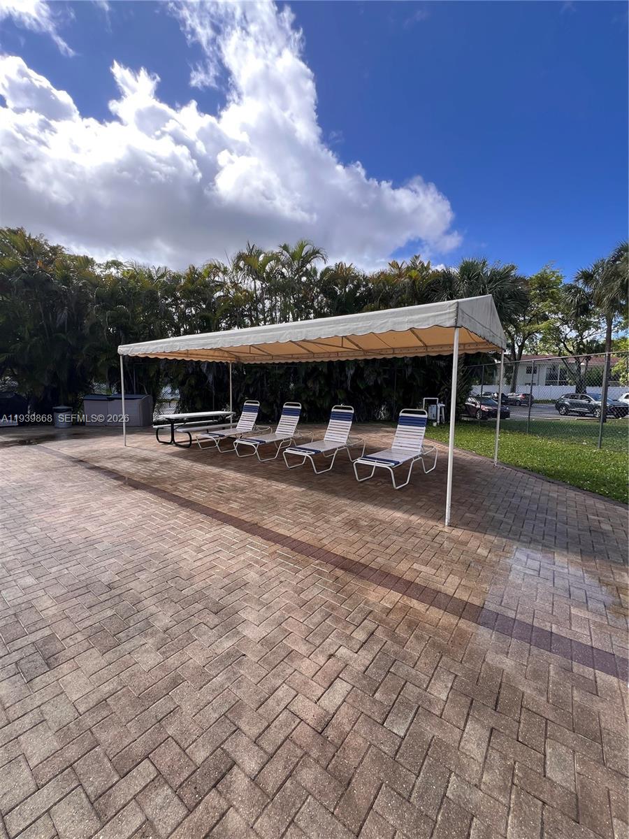 LAKES OF CARRIAGE HILLS - Residential