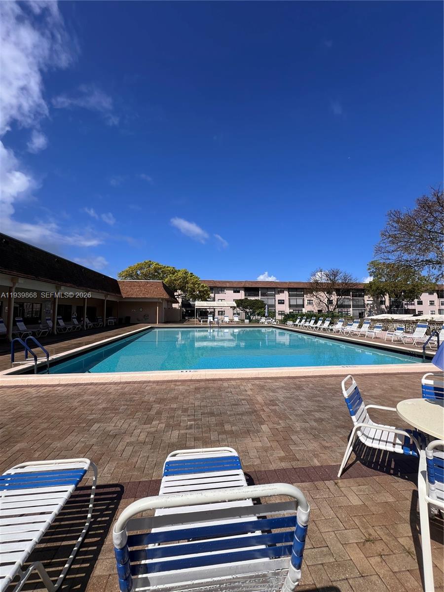 LAKES OF CARRIAGE HILLS - Residential