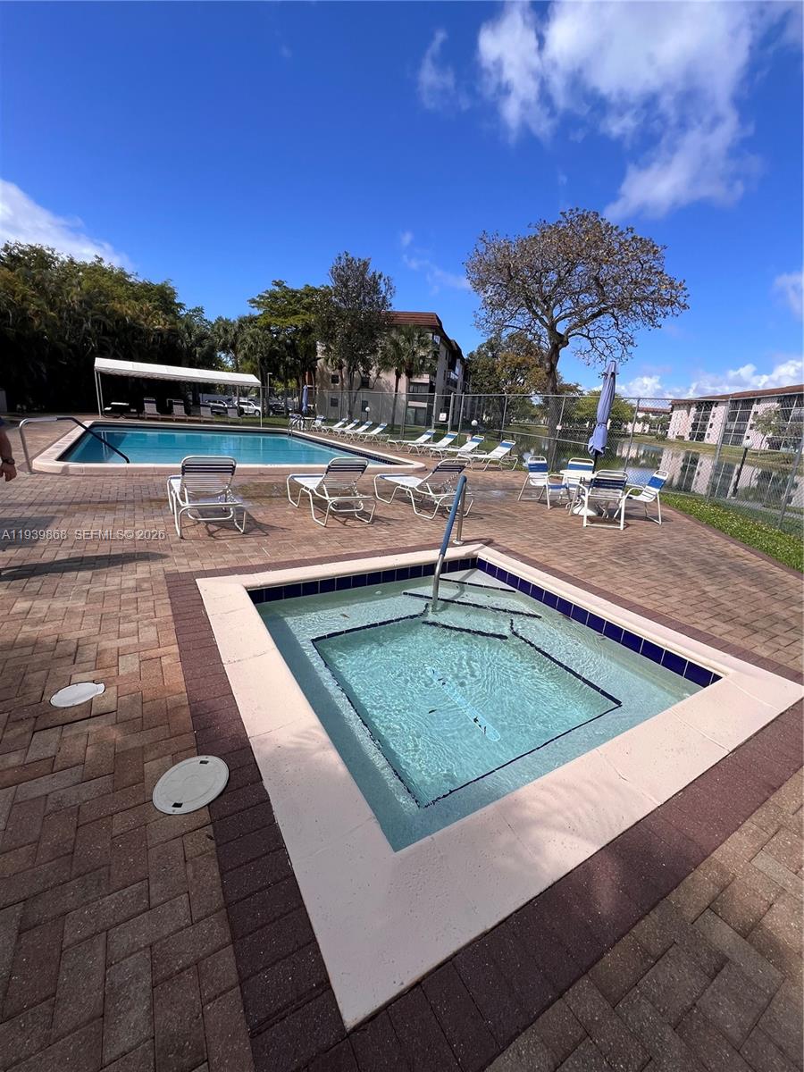 LAKES OF CARRIAGE HILLS - Residential