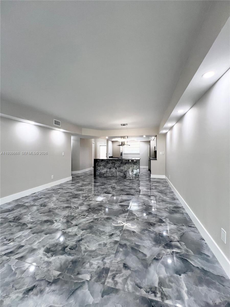 LAKES OF CARRIAGE HILLS - Residential