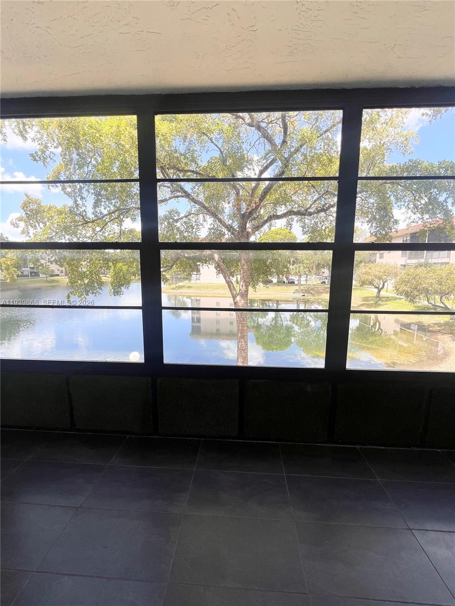 LAKES OF CARRIAGE HILLS - Residential