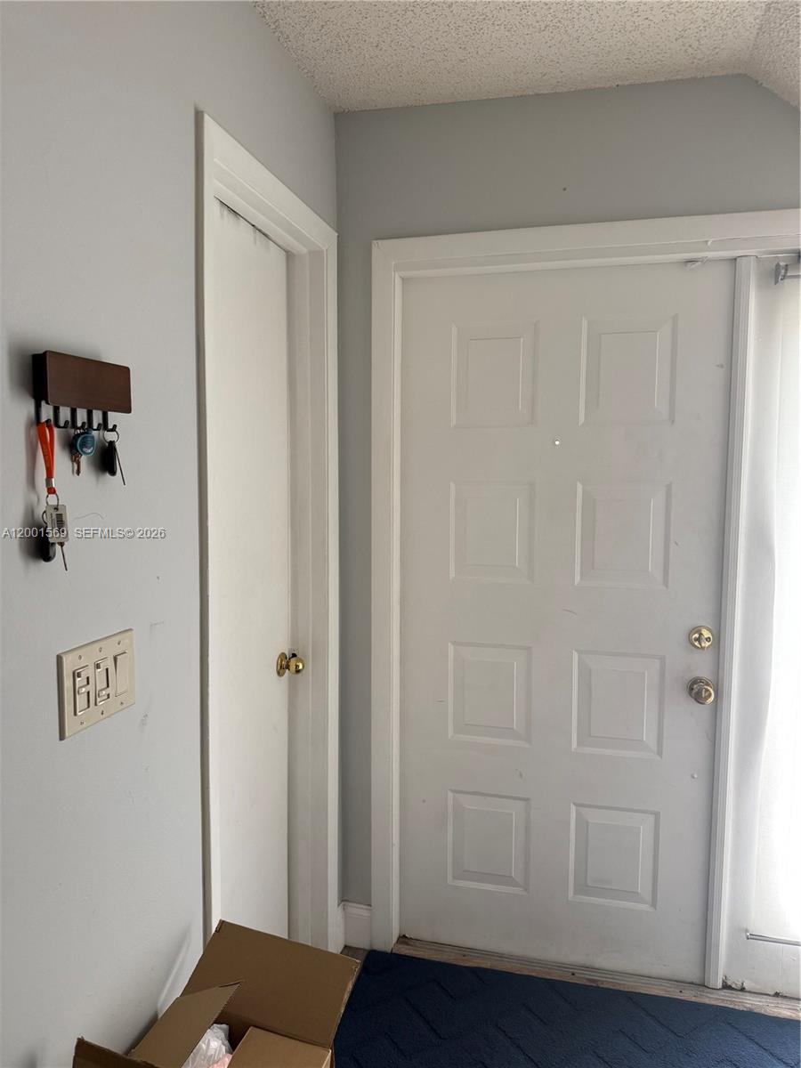 SUNFLOWER CONDO - Residential Lease