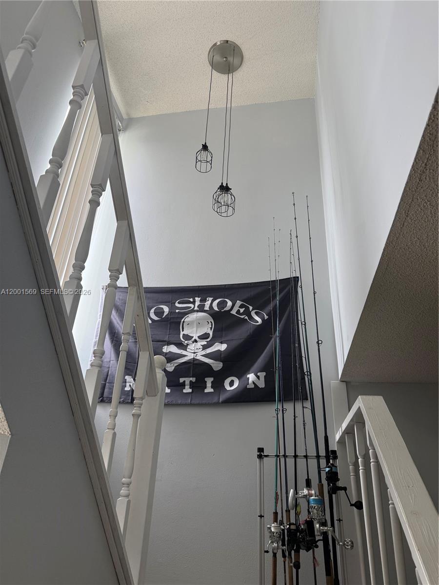 SUNFLOWER CONDO - Residential Lease