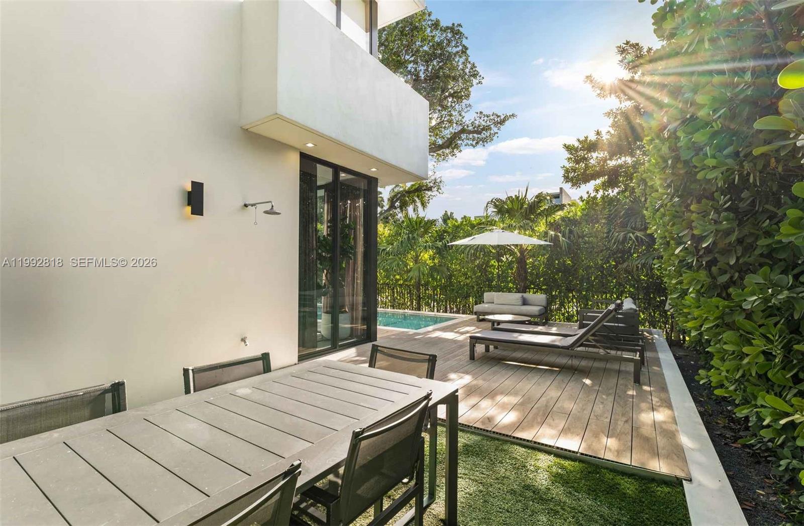 DI LIDO ISLAND - Residential