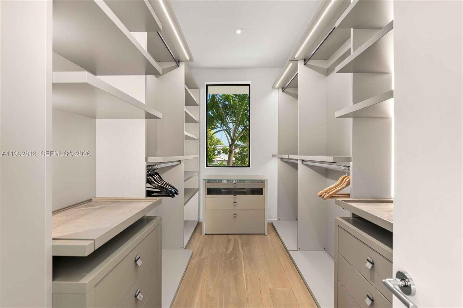 DI LIDO ISLAND - Residential