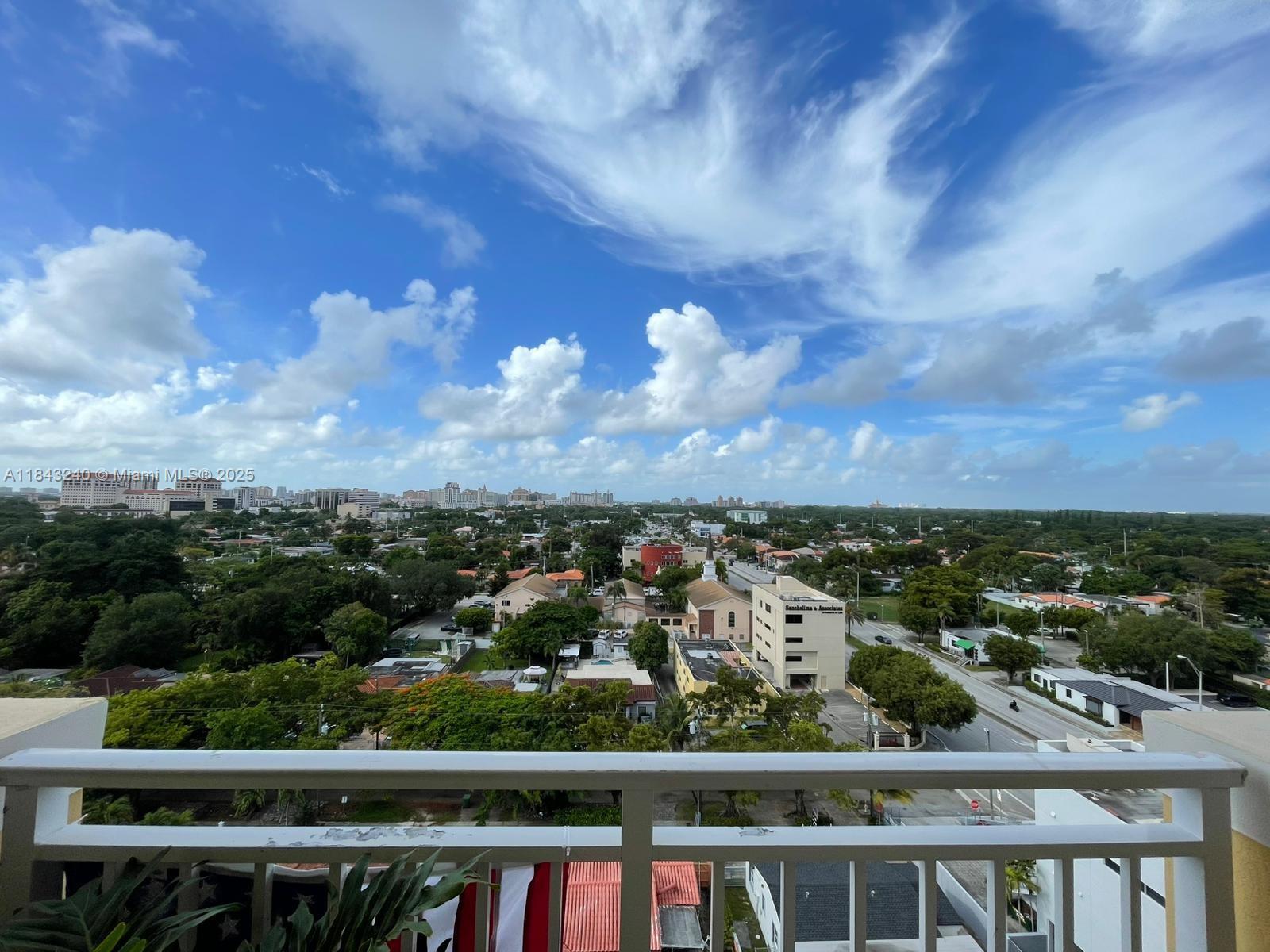 215 SW 42nd Ave PH08, Miami, FL, 33134/$499,000 1 215 SW 42nd Ave PH08