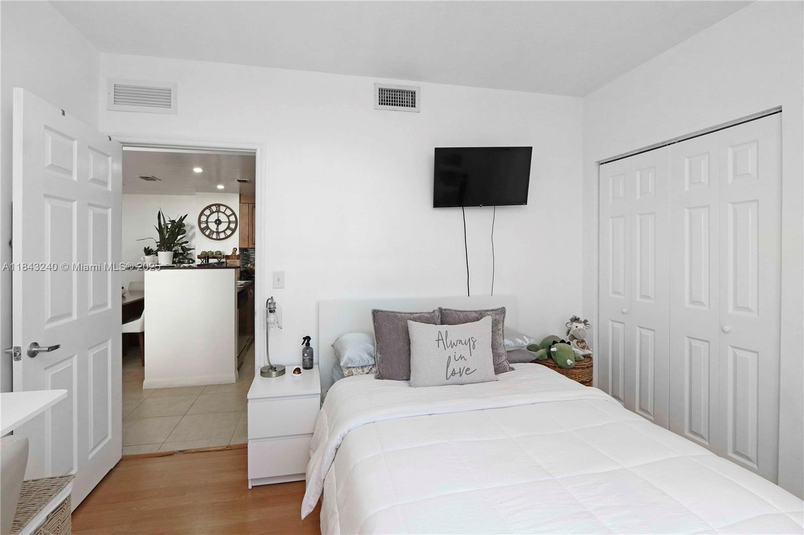 LEJEUNE PLAZA CONDO - Residential