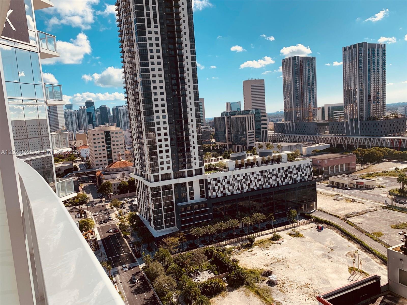 Paramount Miami World Cent - Residential