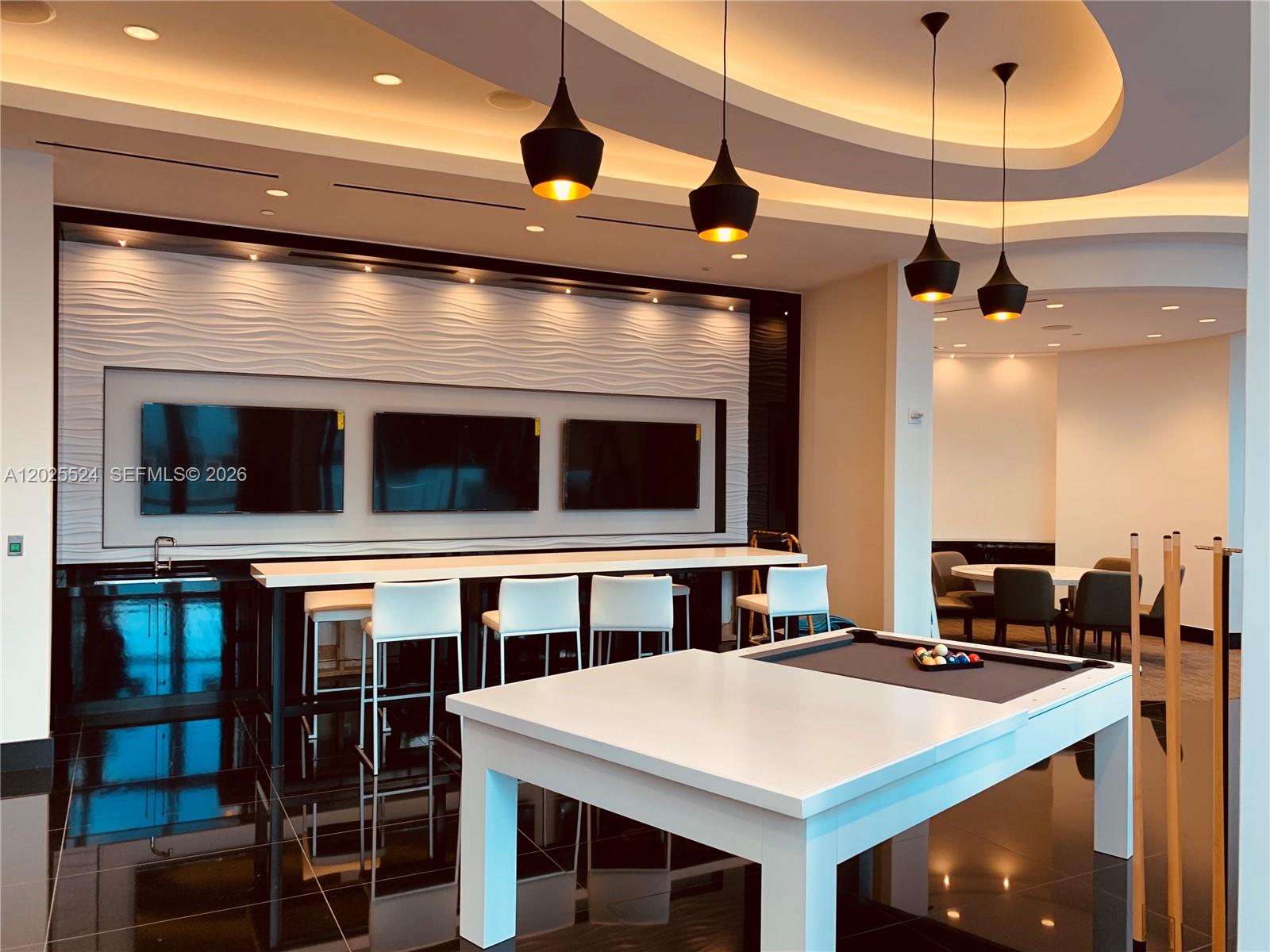 Paramount Miami World Cent - Residential