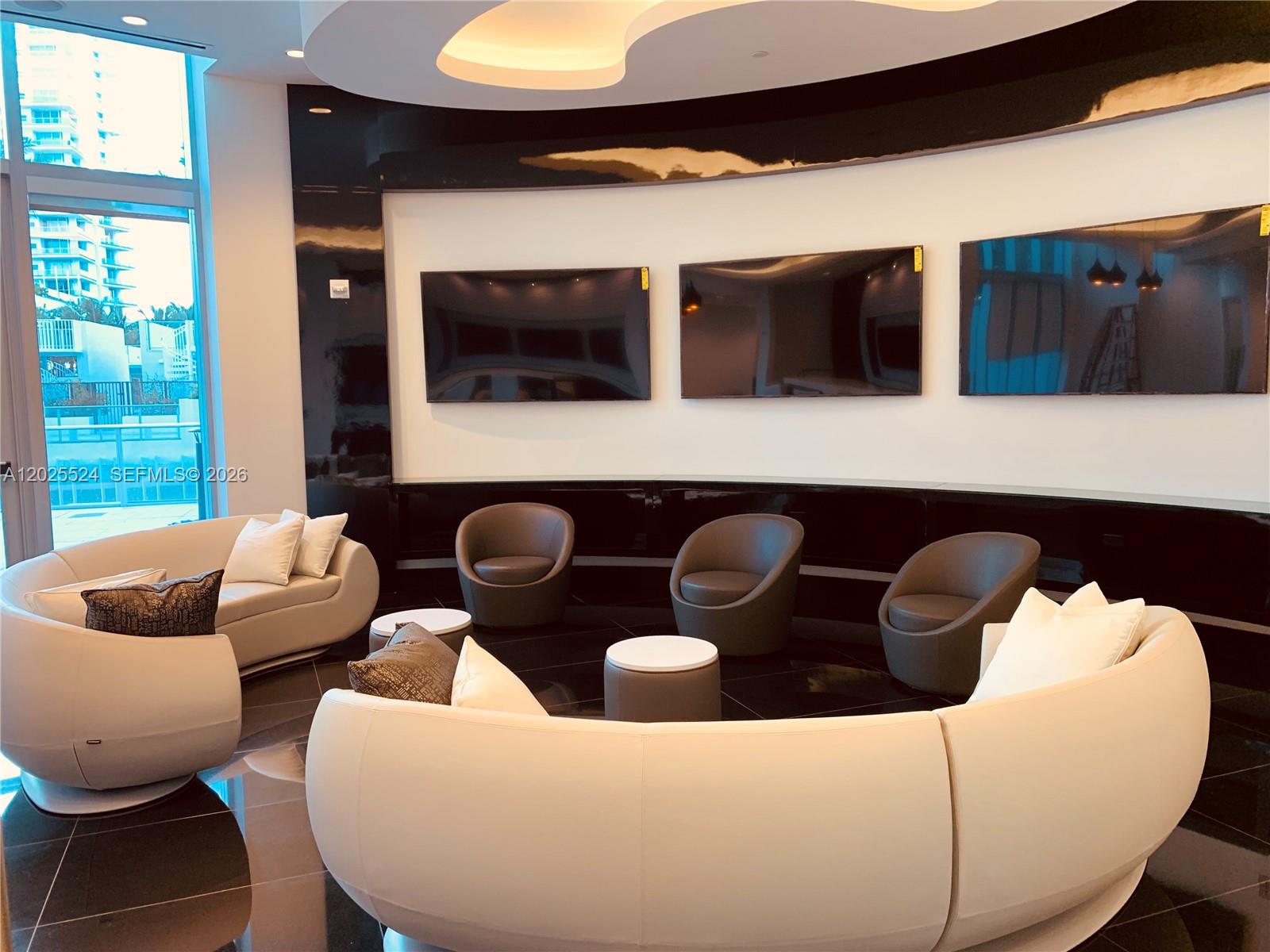 Paramount Miami World Cent - Residential