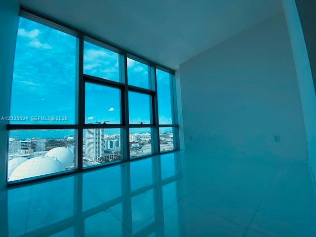 Paramount Miami World Cent - Residential