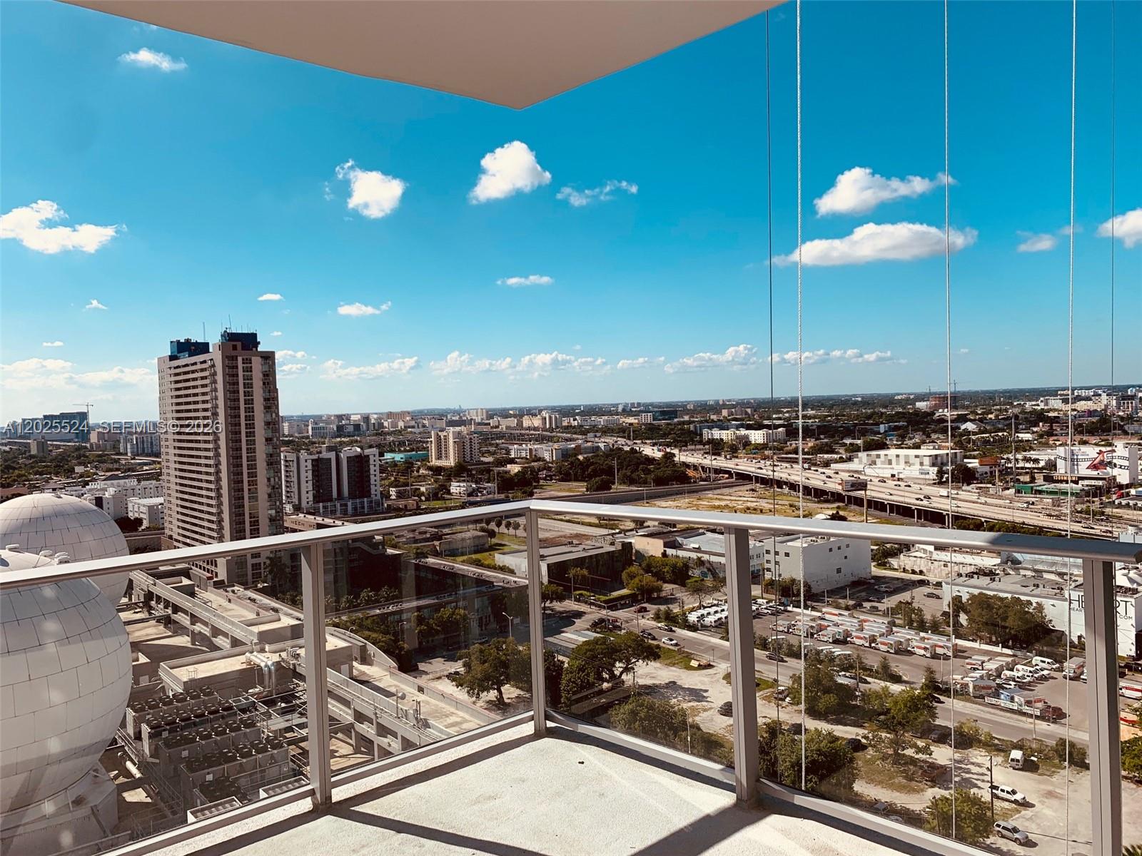 Paramount Miami World Cent - Residential