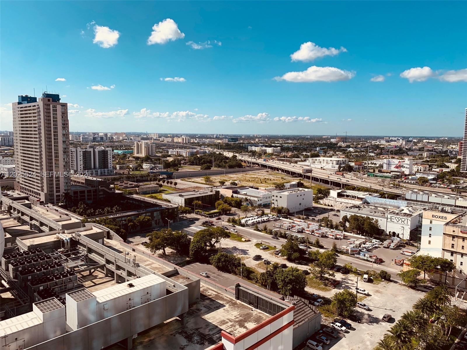 Paramount Miami World Cent - Residential