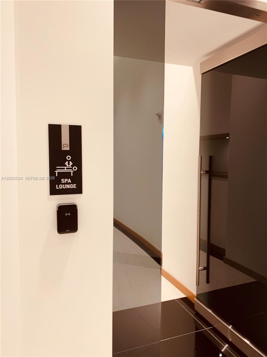 Paramount Miami World Cent - Residential