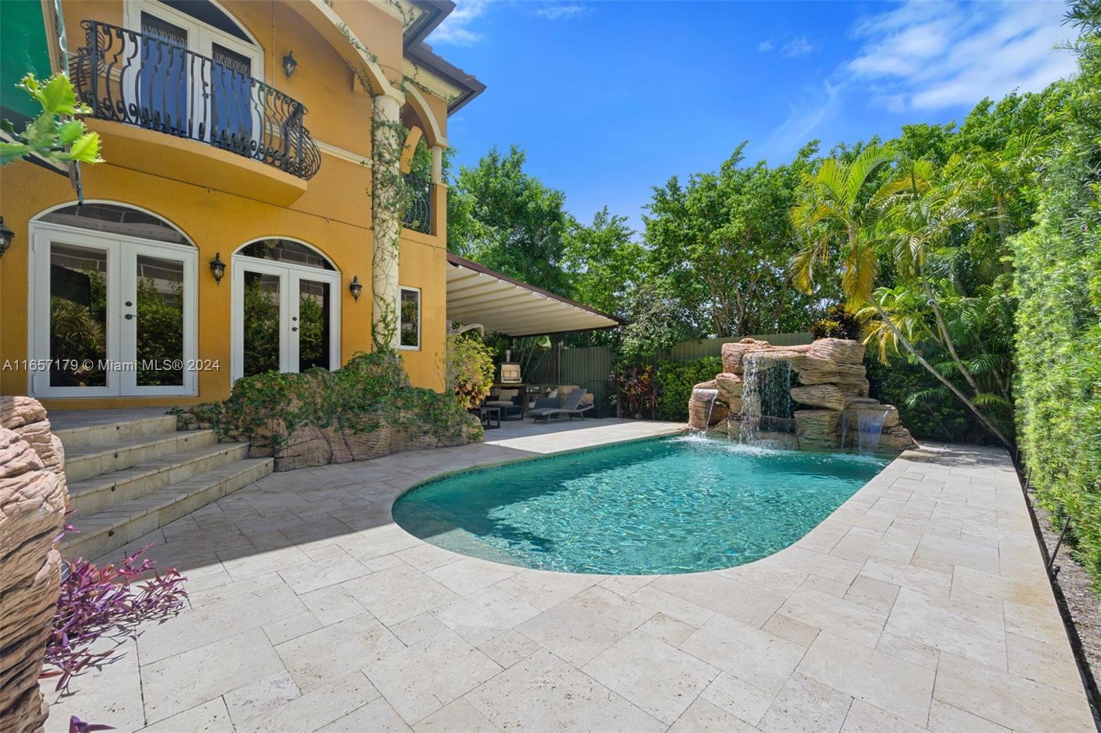 ALTOS DEL MAR NO 6 - Residential