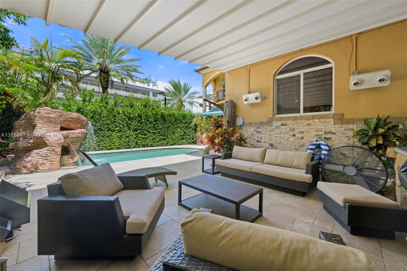 ALTOS DEL MAR NO 6 - Residential